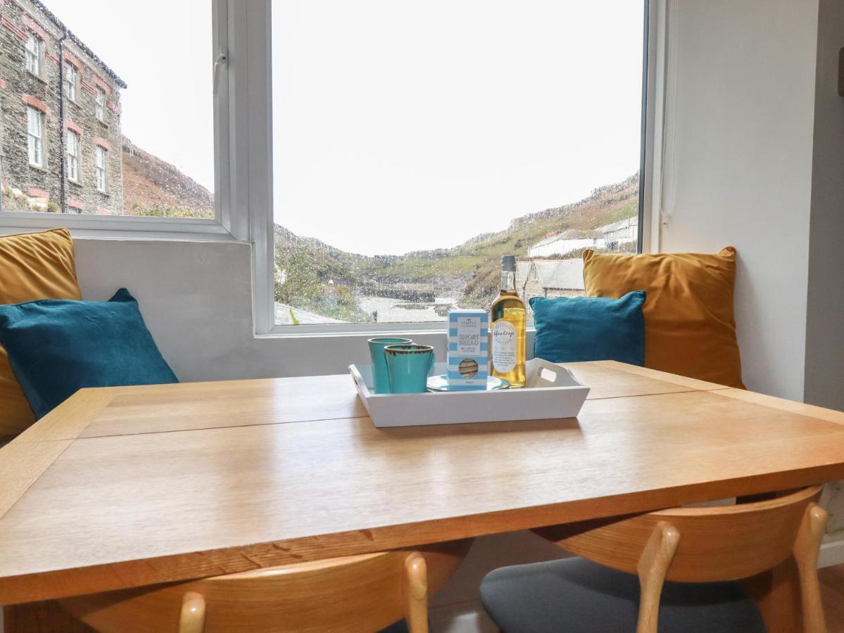 Harbour Light Apartment Боскасъл Екстериор снимка